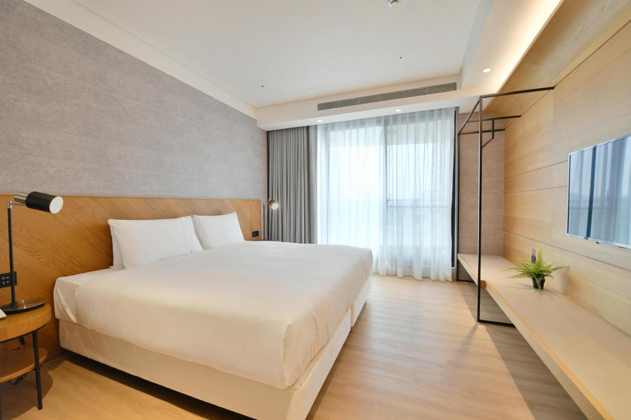 Check Inn Select New Taipei Sanchong Eksteriør billede