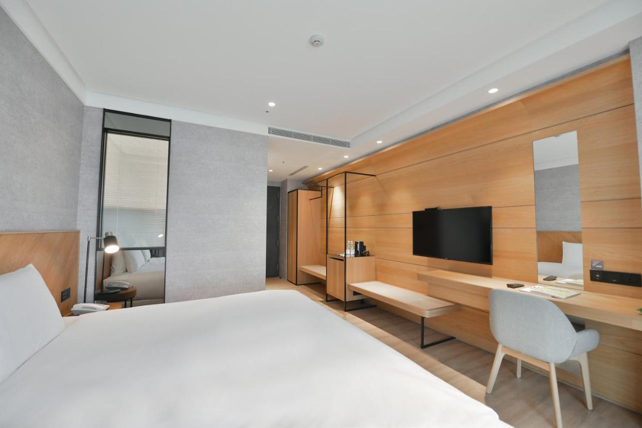 Check Inn Select New Taipei Sanchong Eksteriør billede